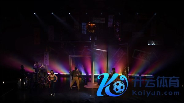 《东门！东门》剧照。中国国度话剧院供图
